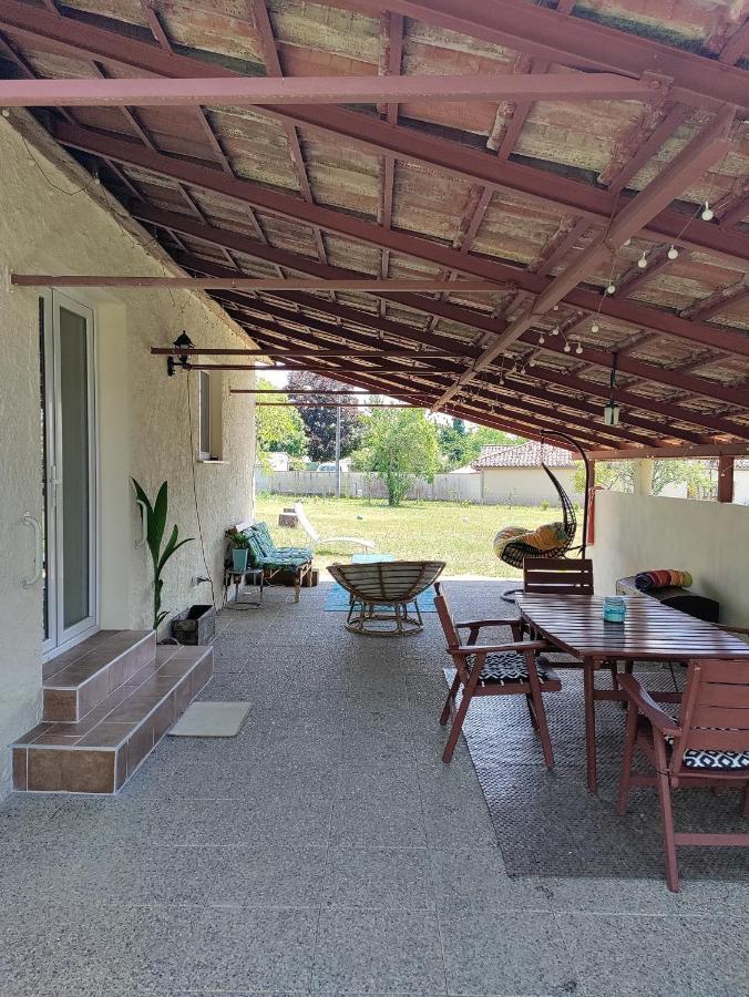 Chez Chapelle In The Heart Of The Gascony With Pool And Hot Tub Lejlighed Auch Eksteriør billede